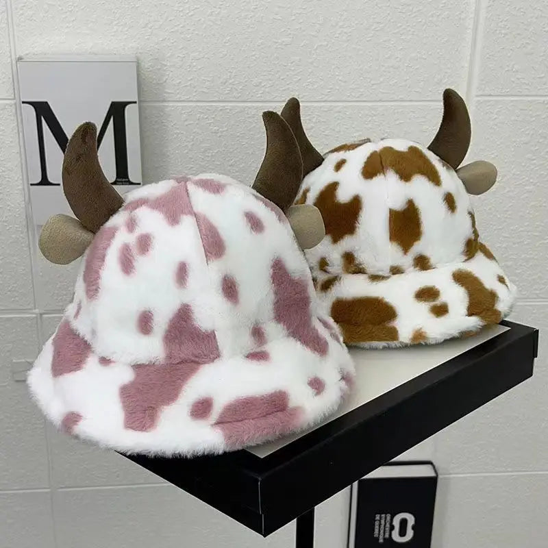 Chapeaux en peluche à motif vache
