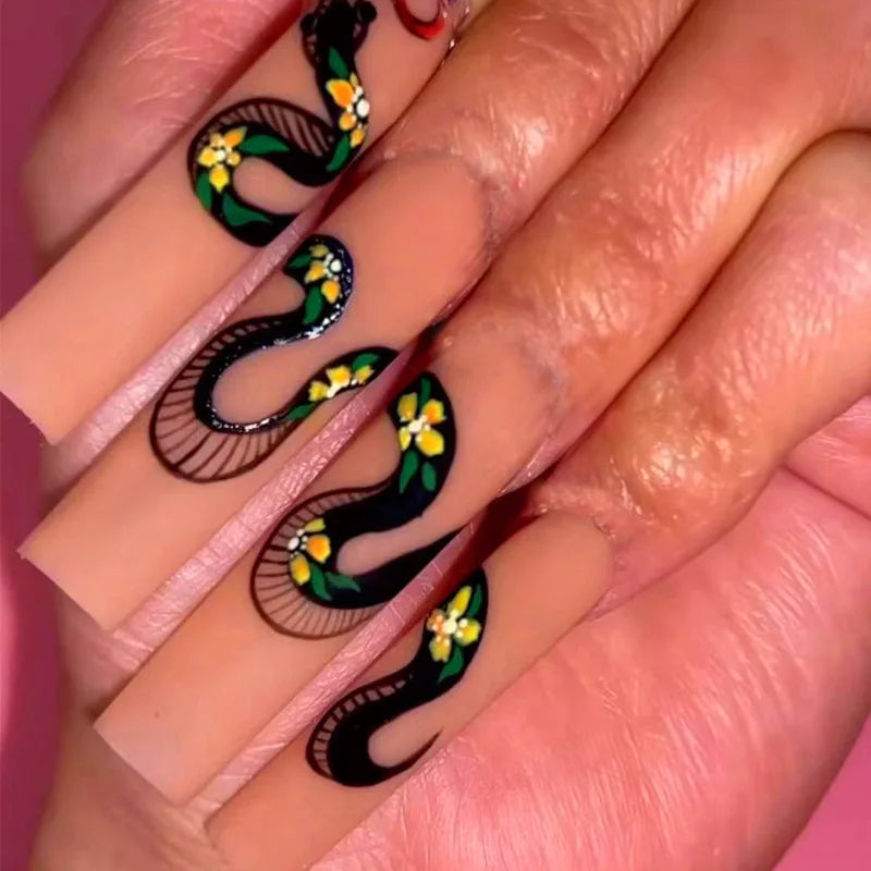 Festival Nails