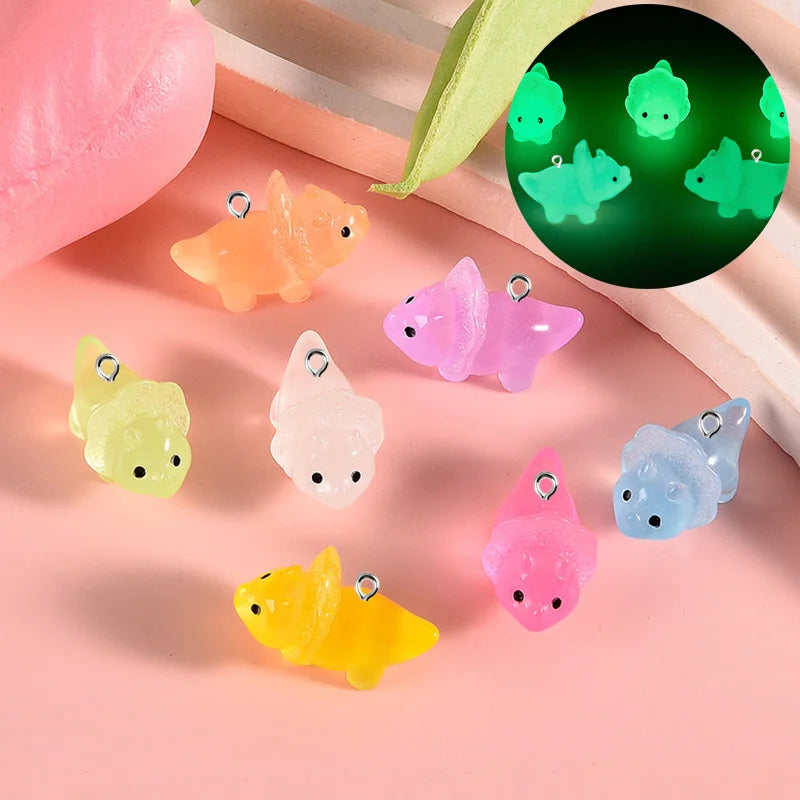 Pendentifs dinosaure phosphorescents