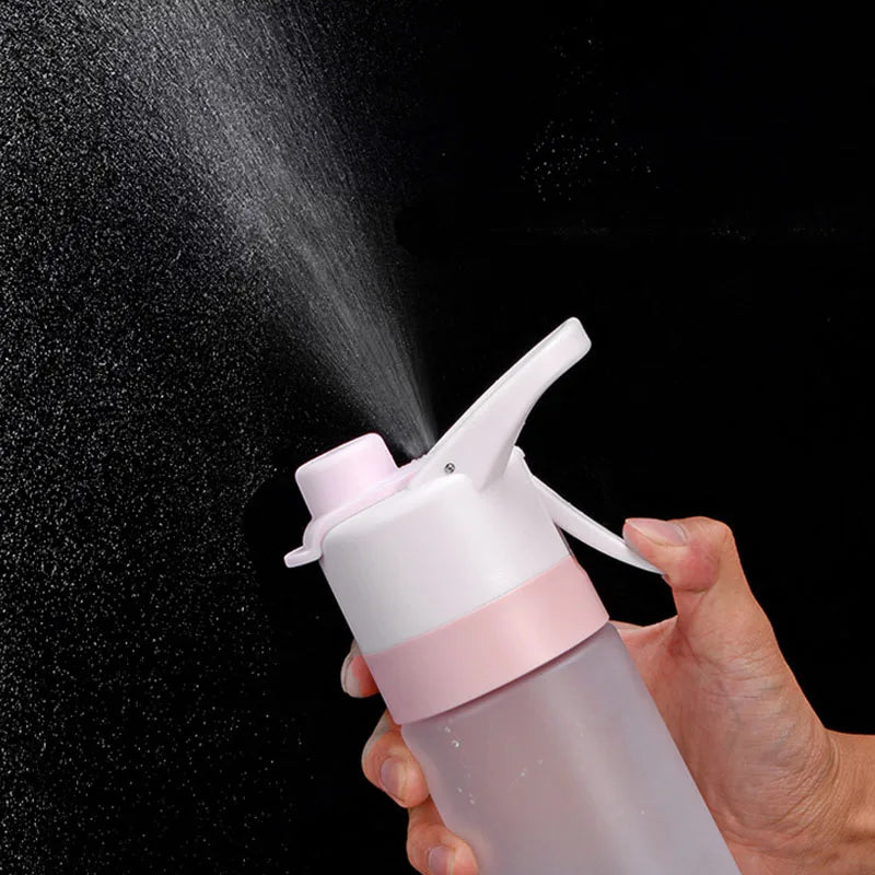 Bouteille d'eau pulvérisatrice