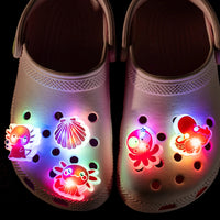 Breloques LED pour chaussures