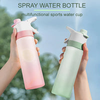 Bouteille d'eau pulvérisatrice