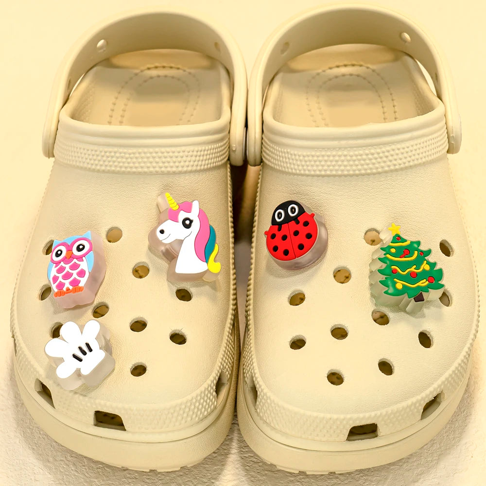 Breloques LED pour chaussures